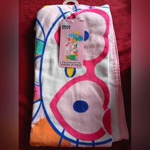 HELLO KITTY, Summer Heart Sunglasses Large Beach Towel, 28"X58"